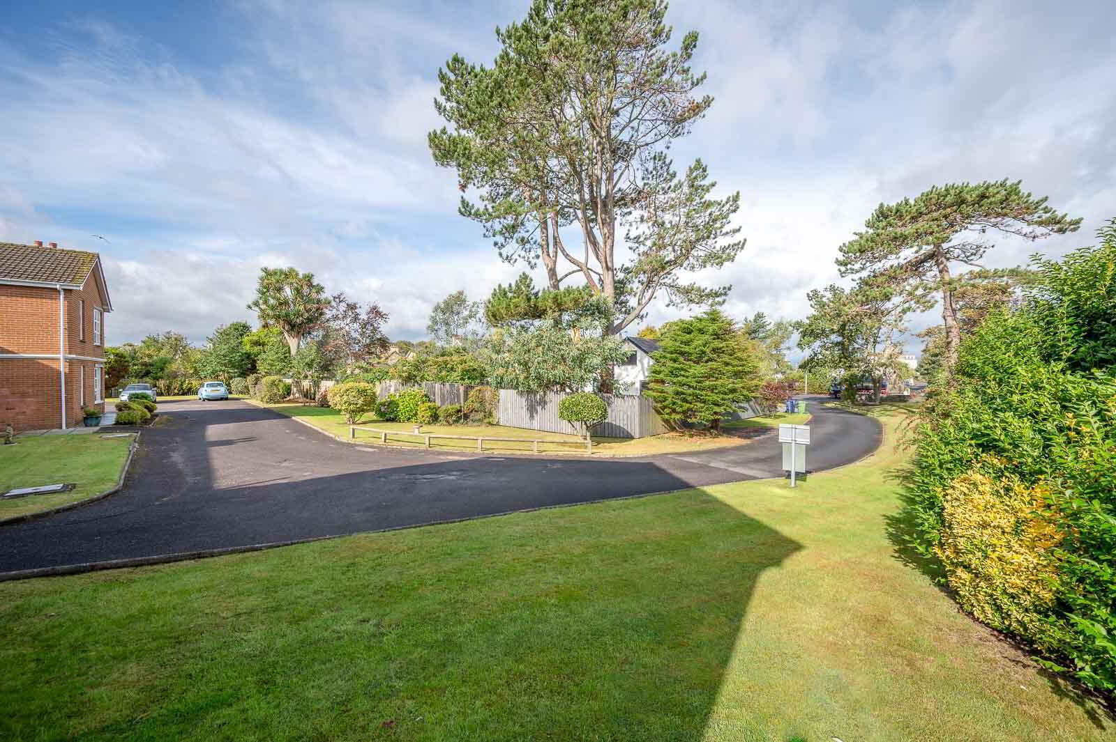10 The Mews, 160 Groomsport Road 3 of 20