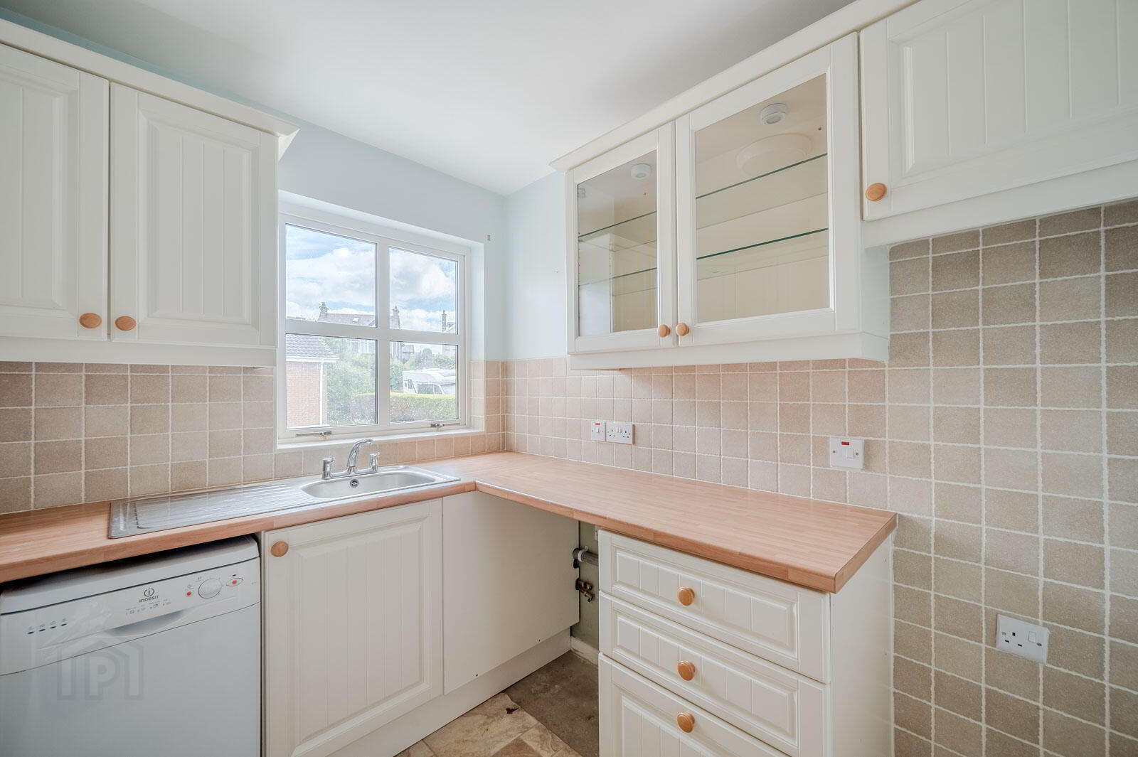 10 The Mews, 160 Groomsport Road 12 of 20