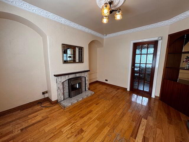 property description image