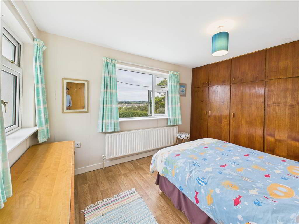 Merlinsfield 10 of 17