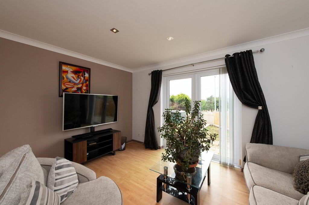 60 Sherwood Avenue 7 of 28