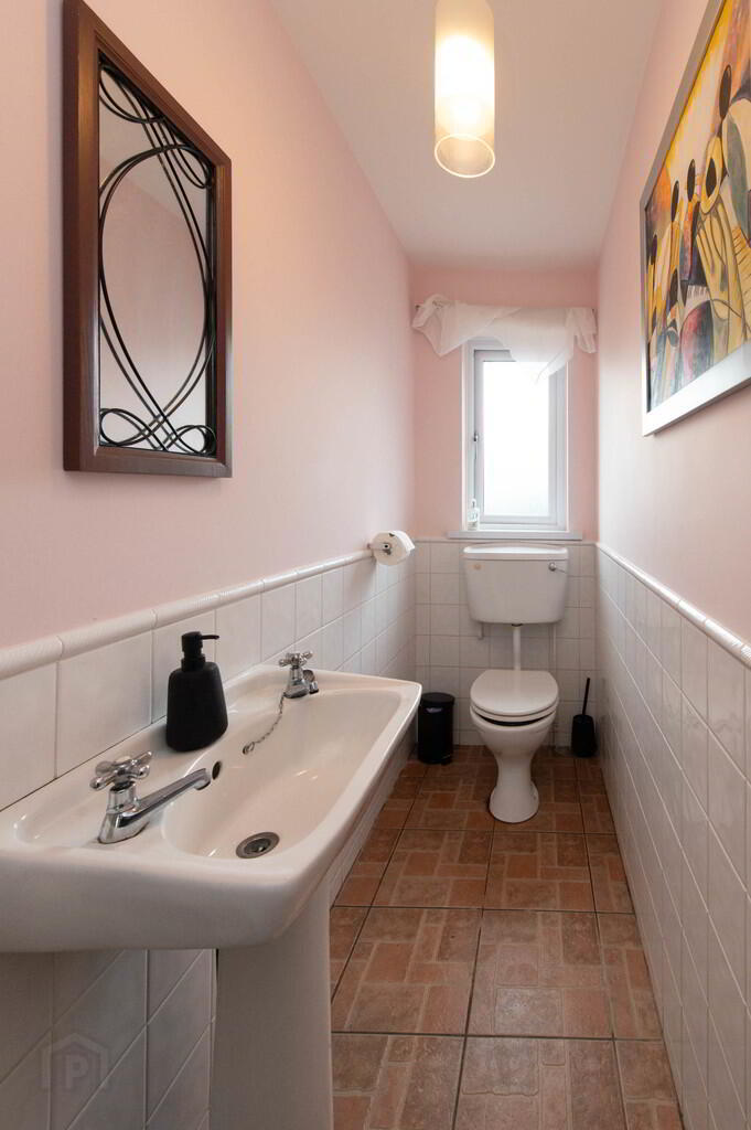 60 Sherwood Avenue 12 of 28