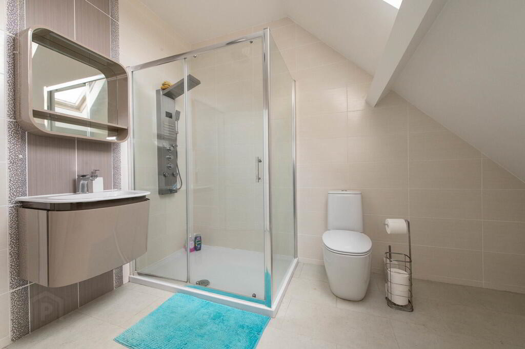 60 Sherwood Avenue 17 of 28