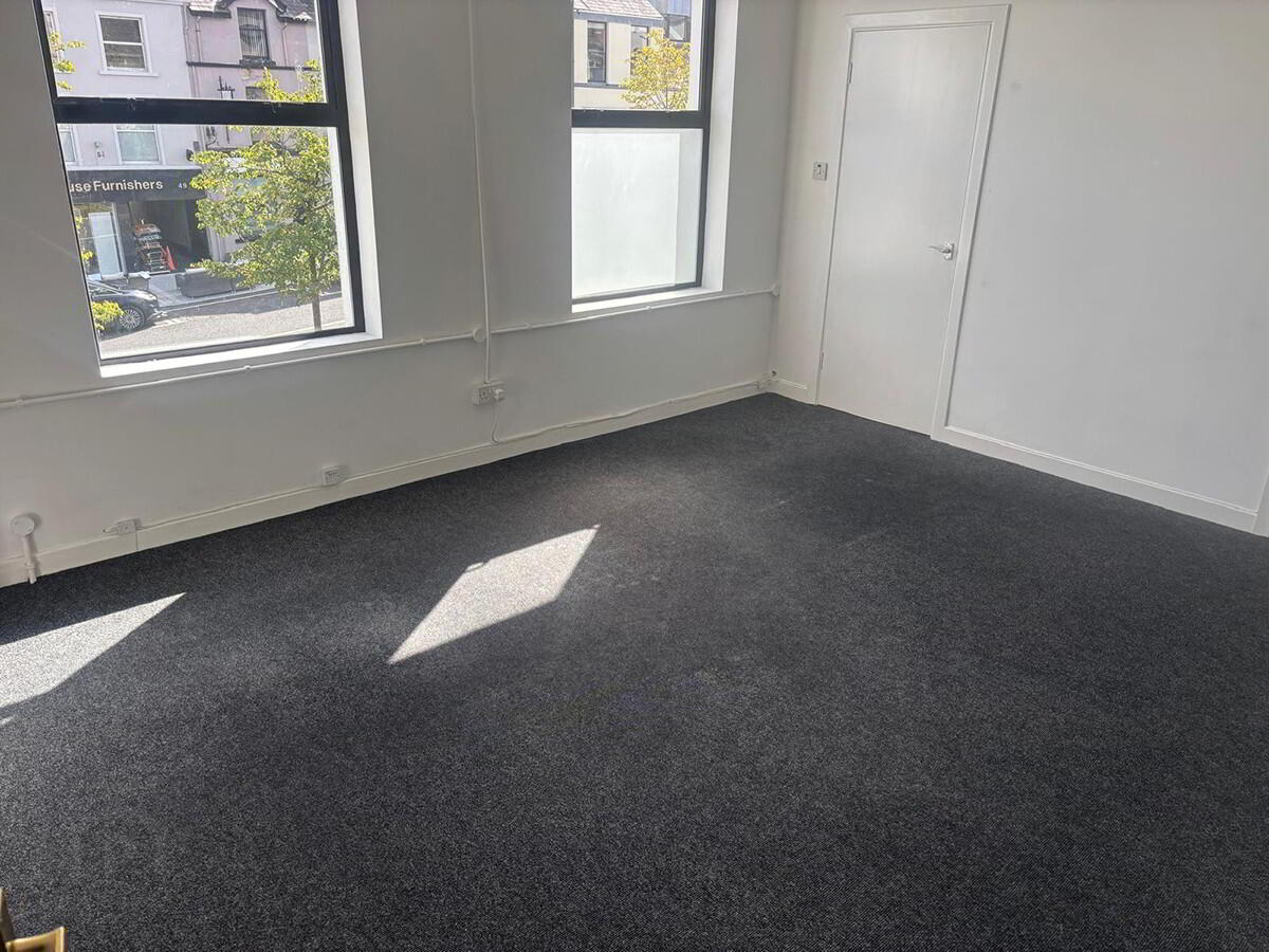 32a Bridge Street 2 of 5