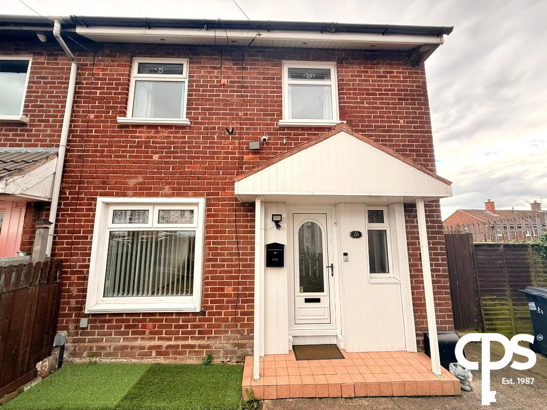 26 Highcliff Gardens 1 of 11