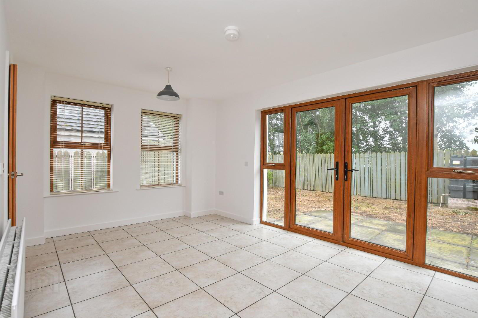 66 Longfield Way 8 of 33