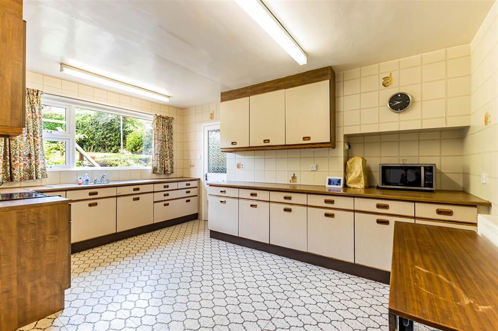 40 Knightsbridge Park 7 of 22