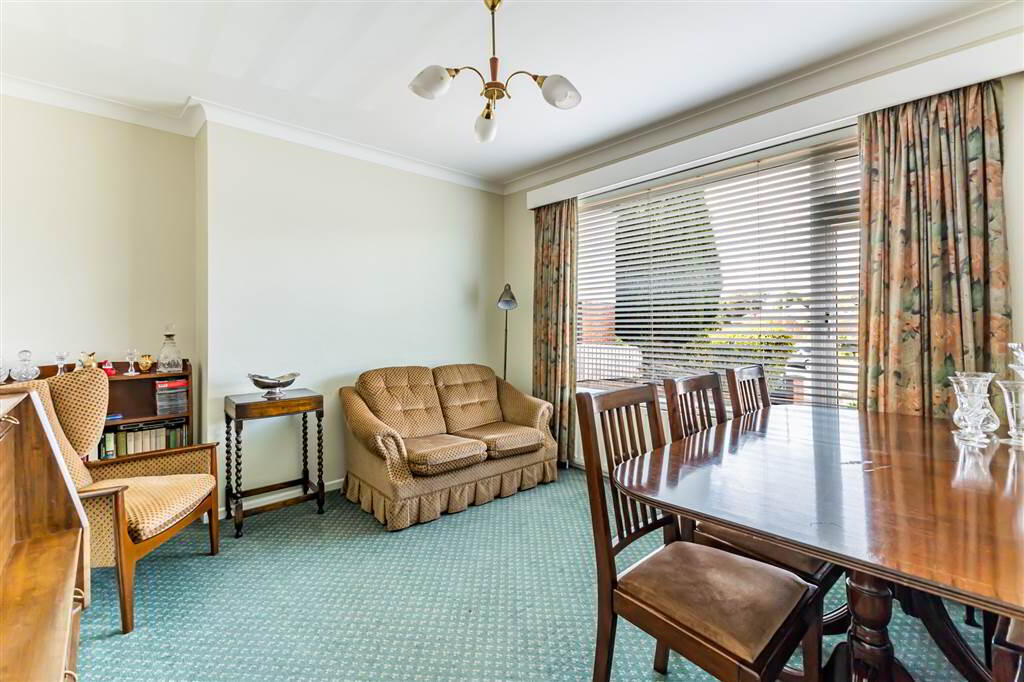 40 Knightsbridge Park 6 of 22