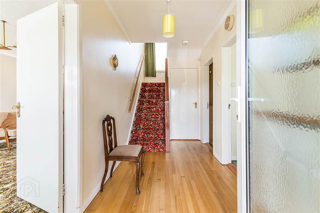 40 Knightsbridge Park 3 of 22