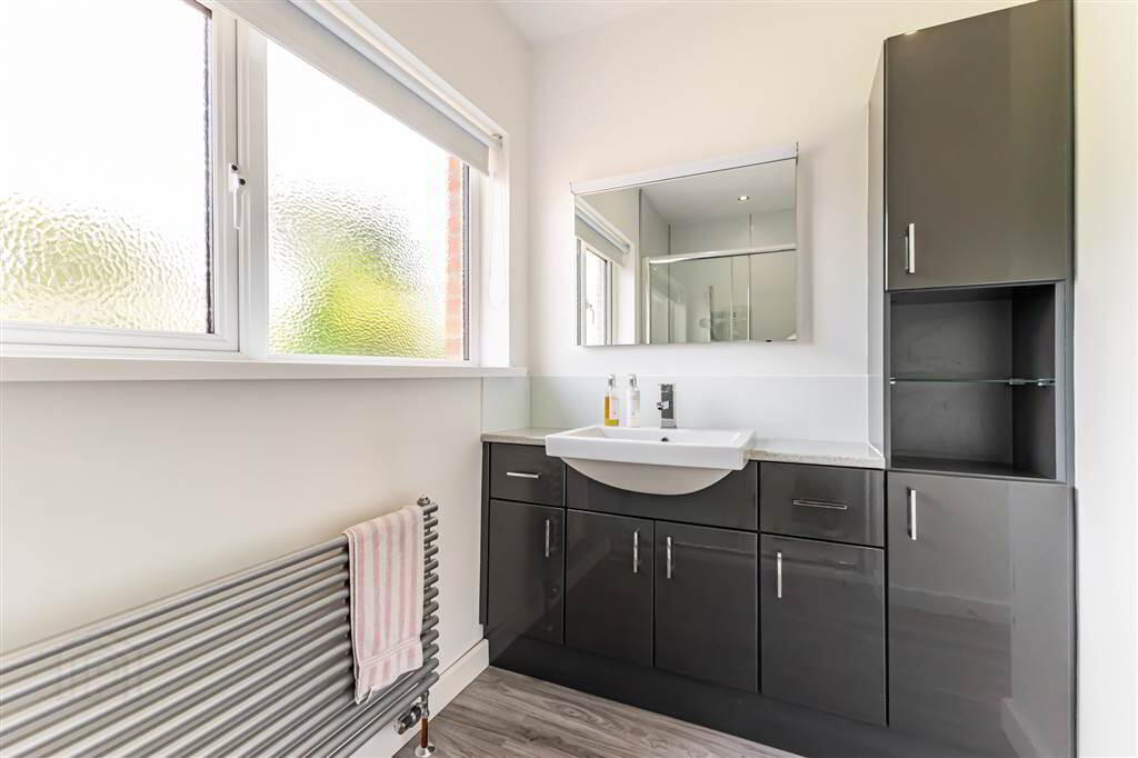 40 Knightsbridge Park 18 of 22