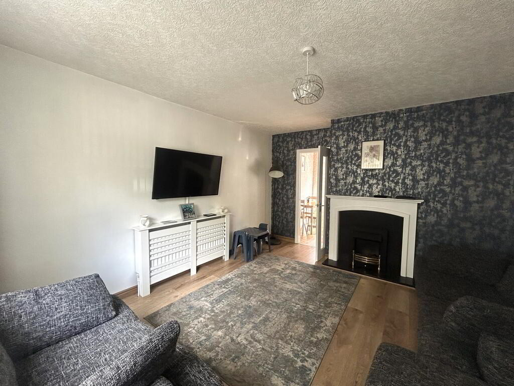 21 Davarr Avenue 3 of 10