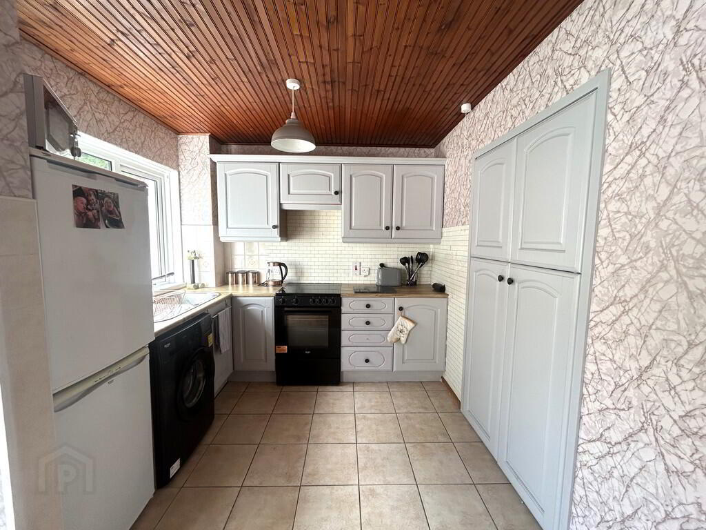 21 Davarr Avenue 5 of 10