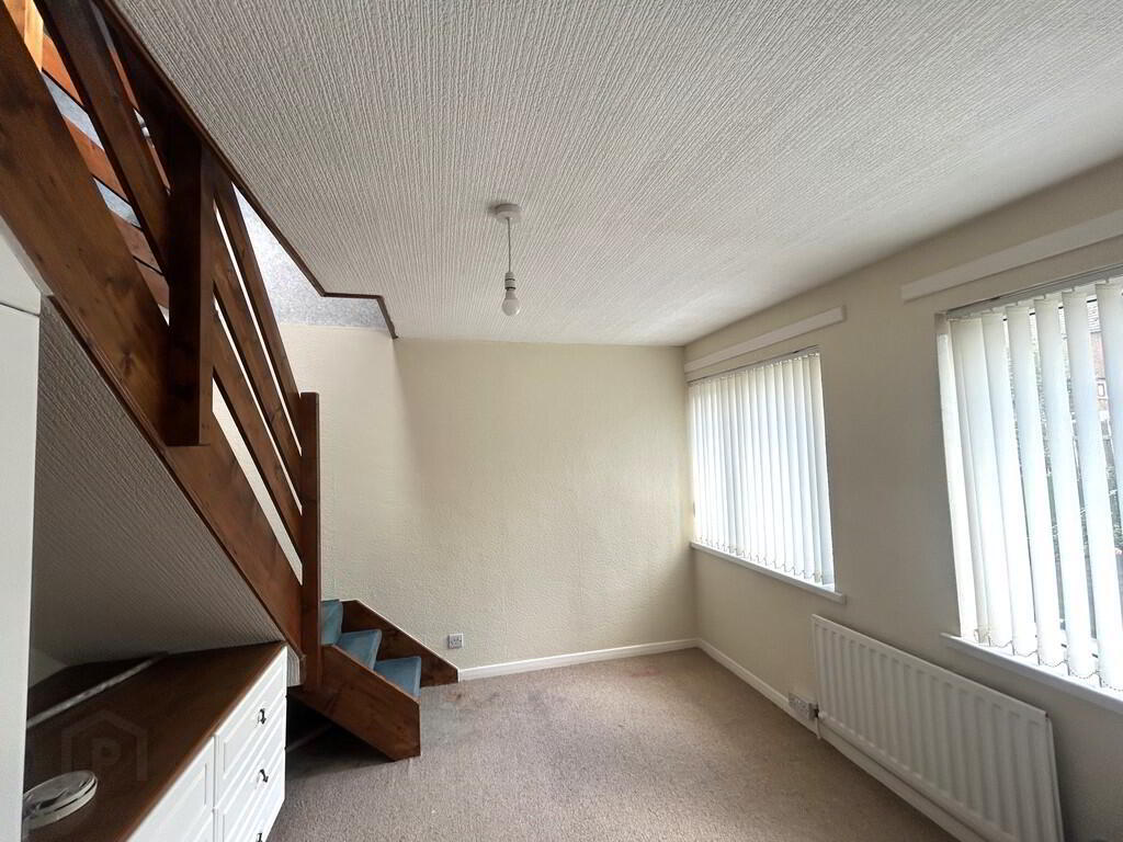 21 Davarr Avenue 6 of 10