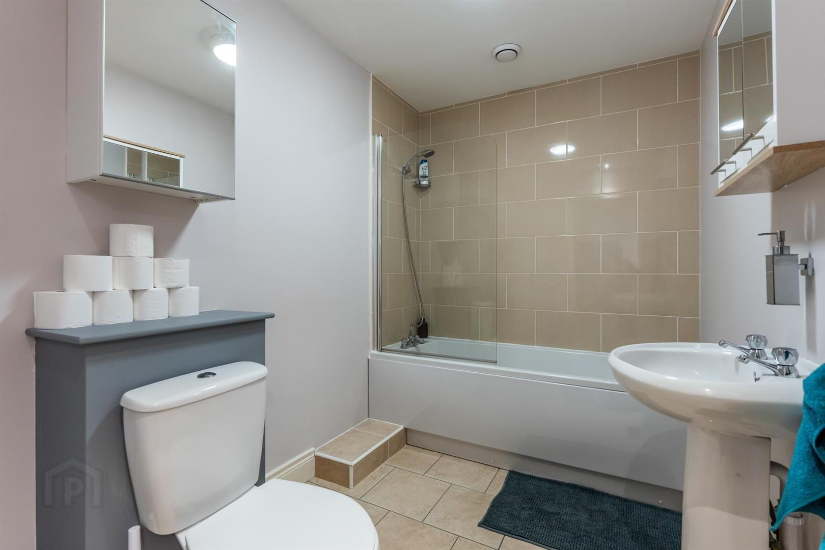 Apt 2, 15 Galway Park 15 of 20