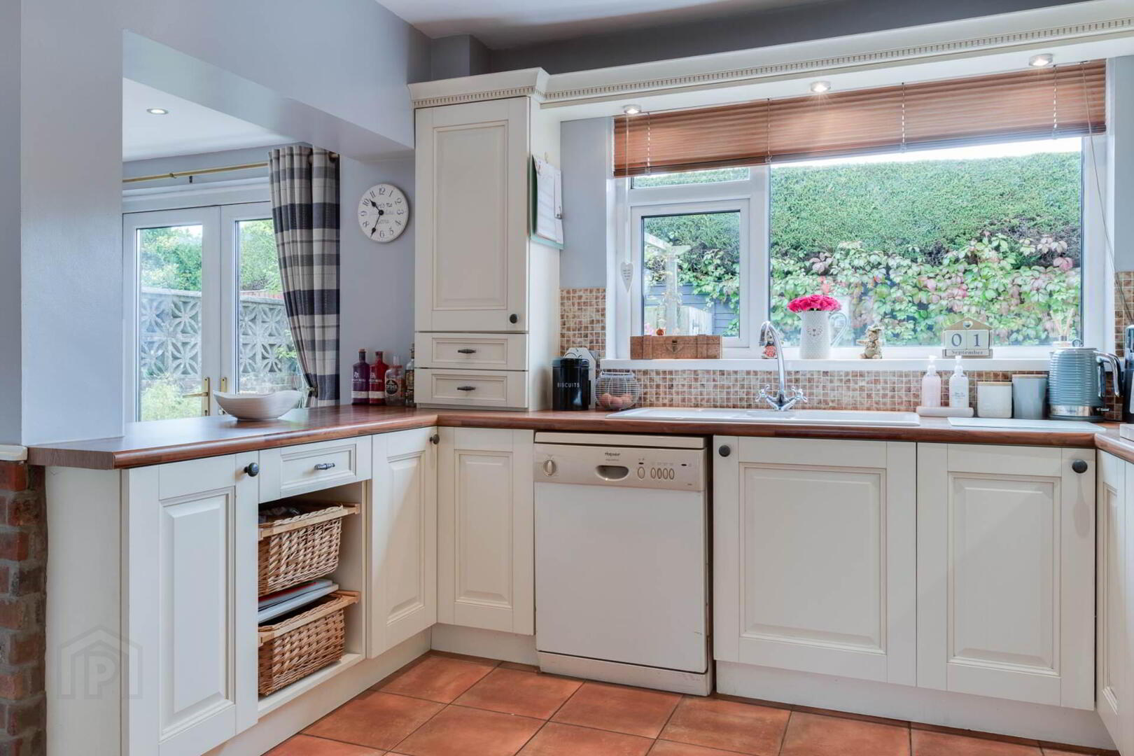 19 Victoria Road 13 of 42