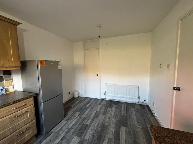 76 Parkhead Crescent 3 of 11
