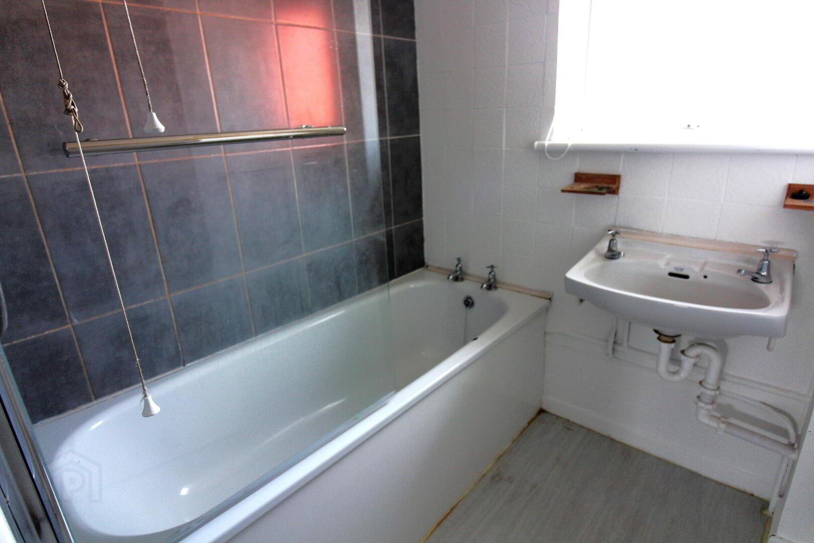 76 Parkhead Crescent 9 of 11