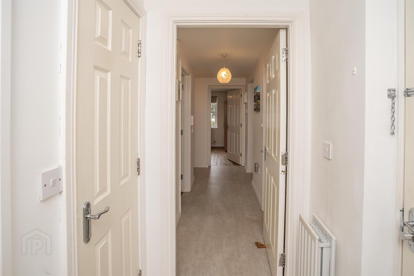 5 Elm House, 2 Beech Heights 6 of 25