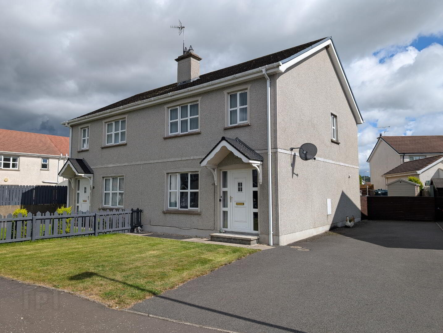 45 Old Railway Close 1 of 24