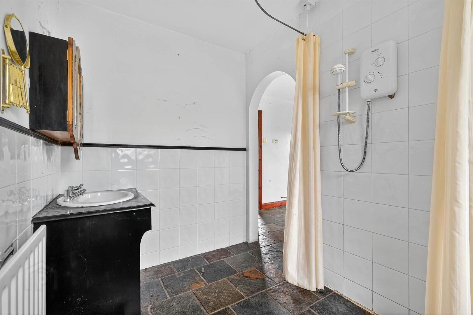 4 Upper Croft Road 12 of 23