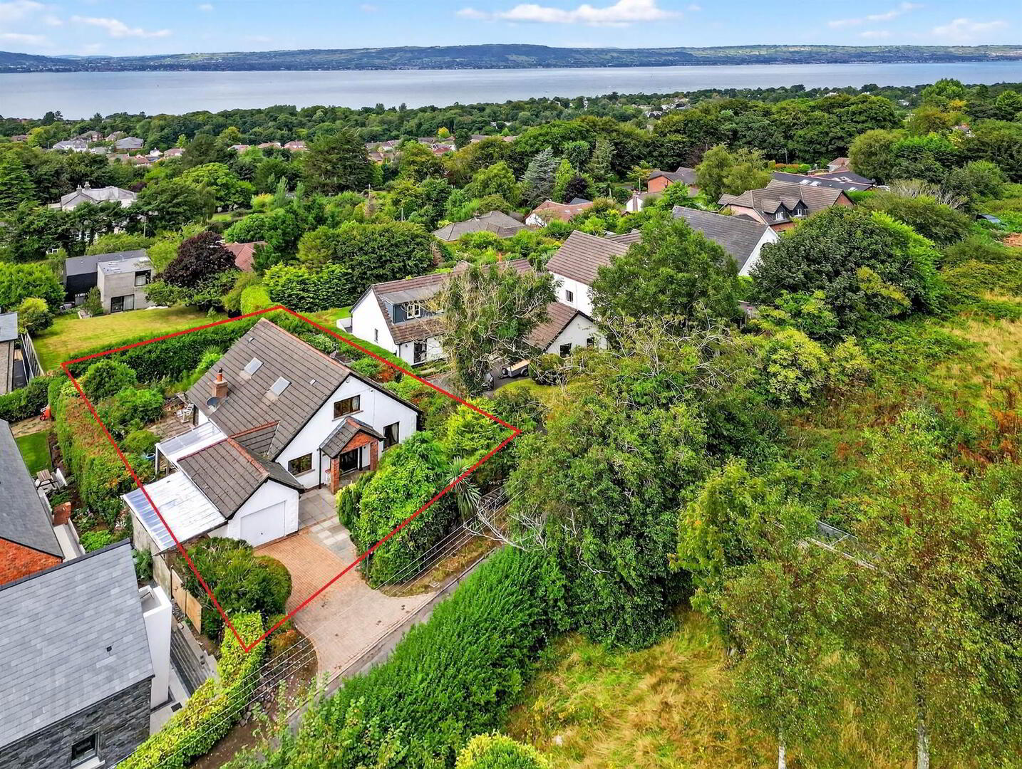 4 Upper Croft Road 1 of 23