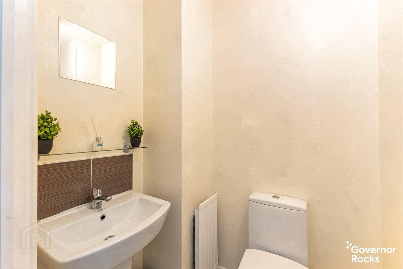 4 Shaftesbury Avenue 9 of 22