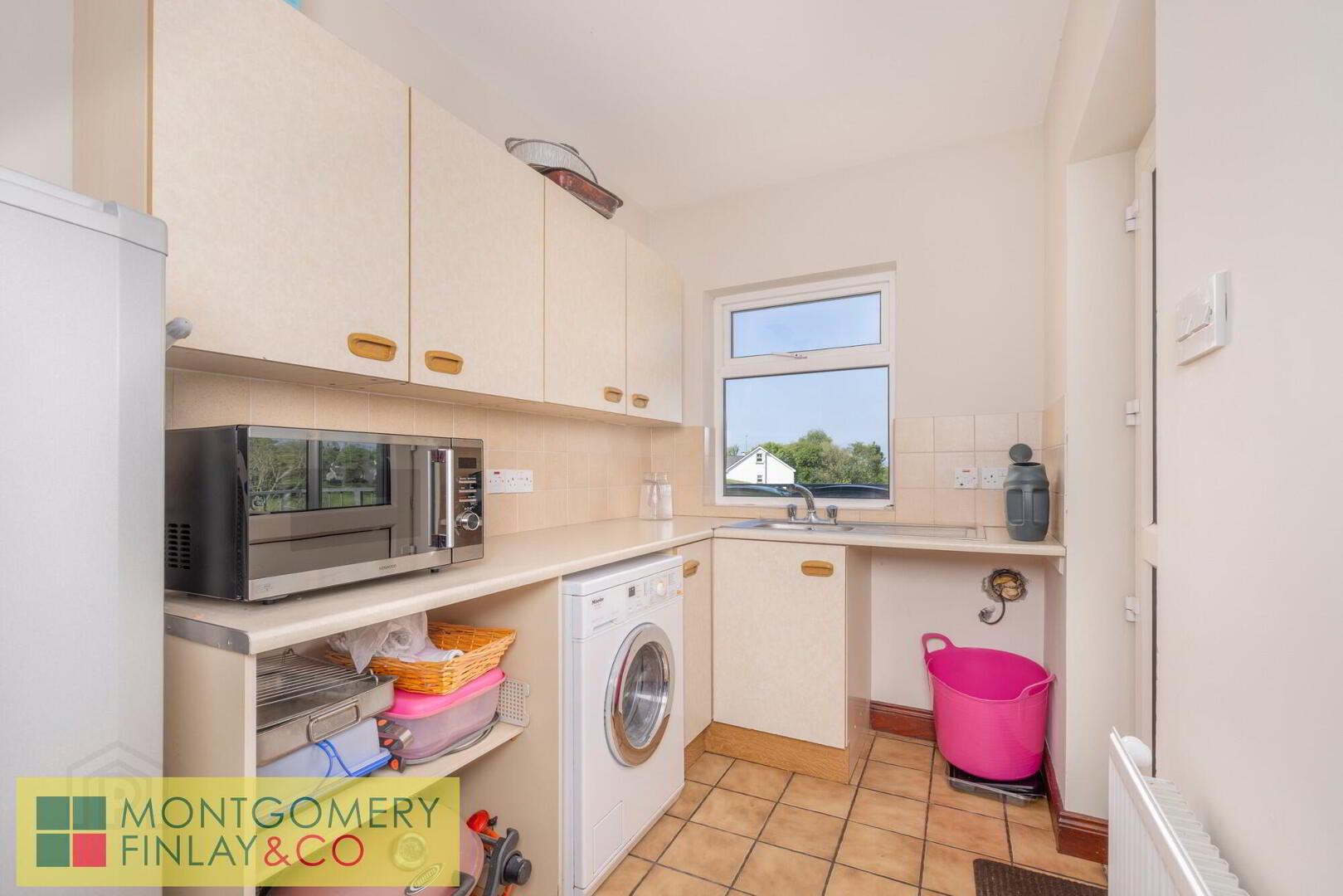33 Enniskillen Road 20 of 40