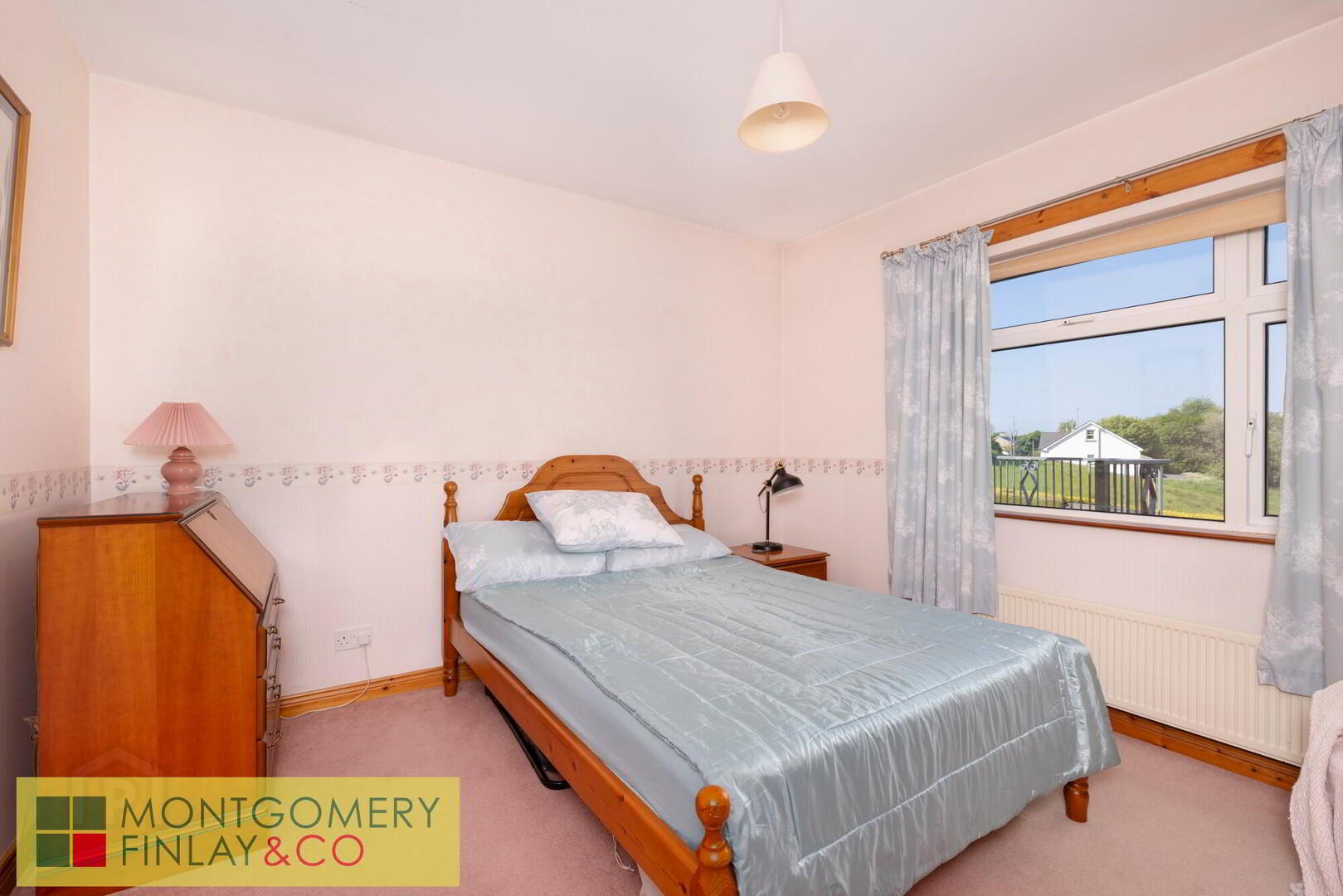 33 Enniskillen Road 23 of 40