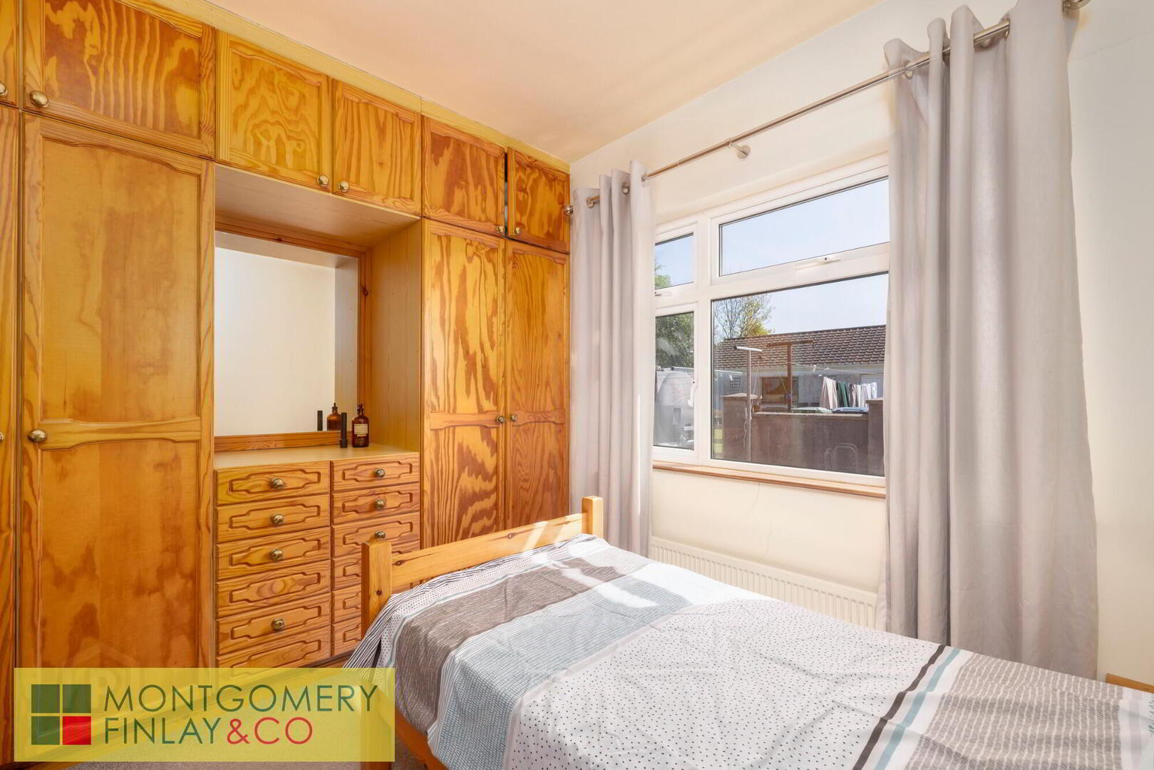33 Enniskillen Road 31 of 40