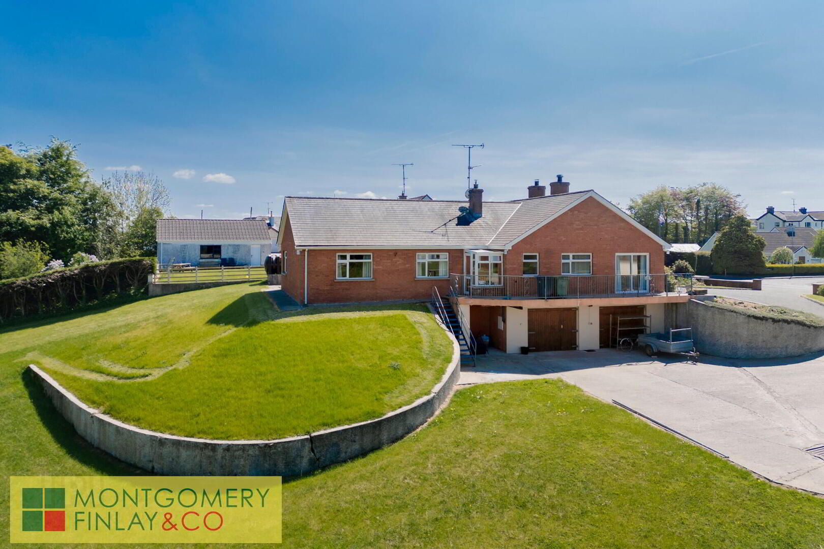 33 Enniskillen Road 3 of 40