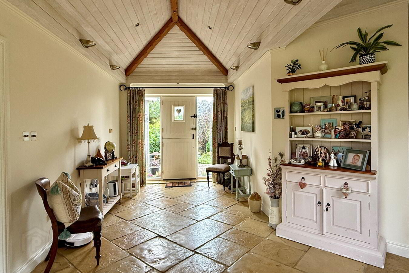 'Little Lodge', 36 Annareagh Road 11 of 42