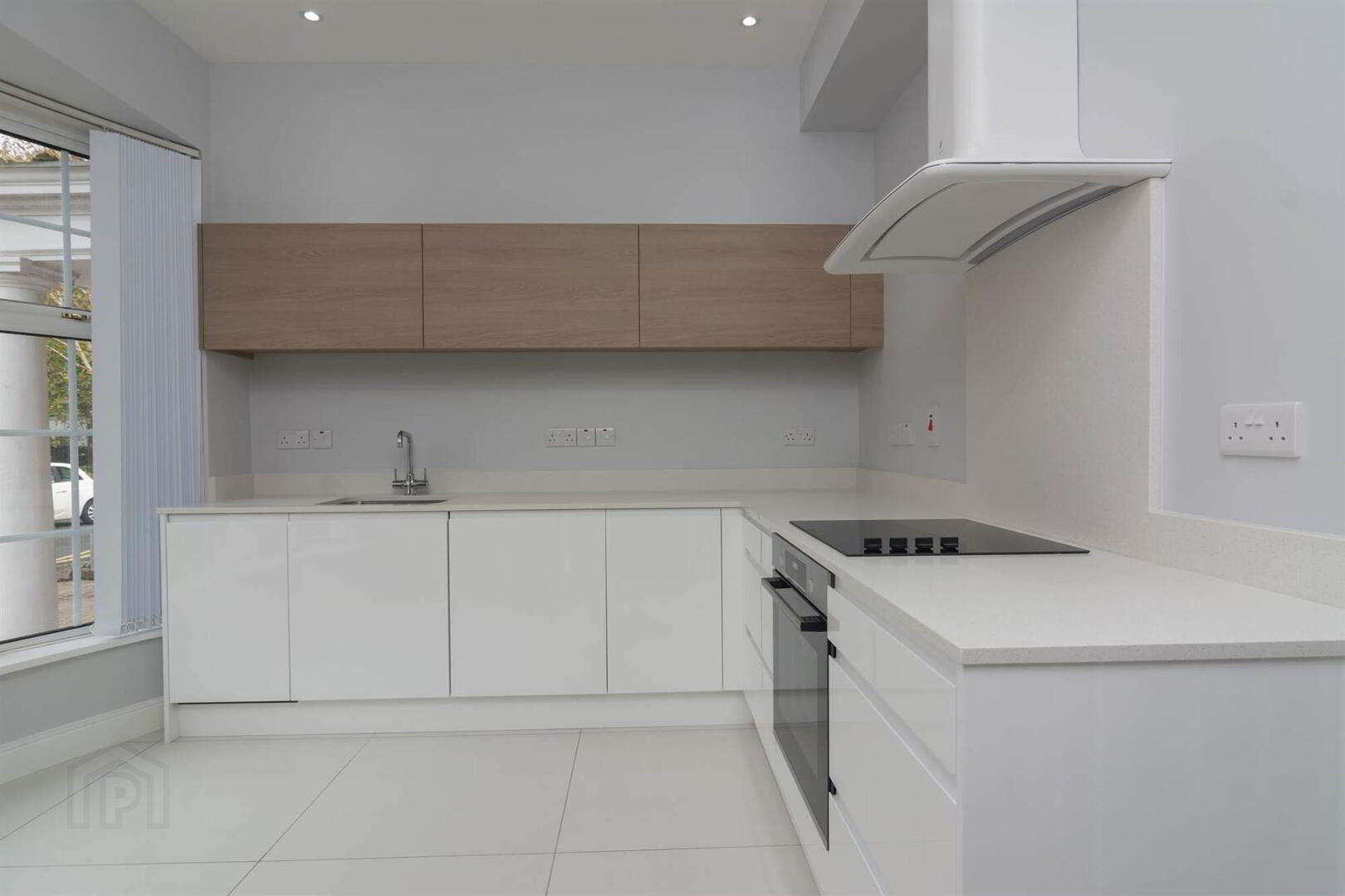 2 Thornhill Malone , BELFAST 1 of 17