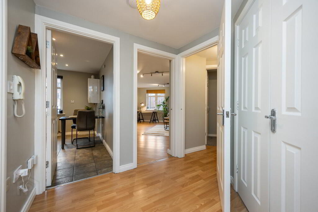8 Academy House 3 of 22