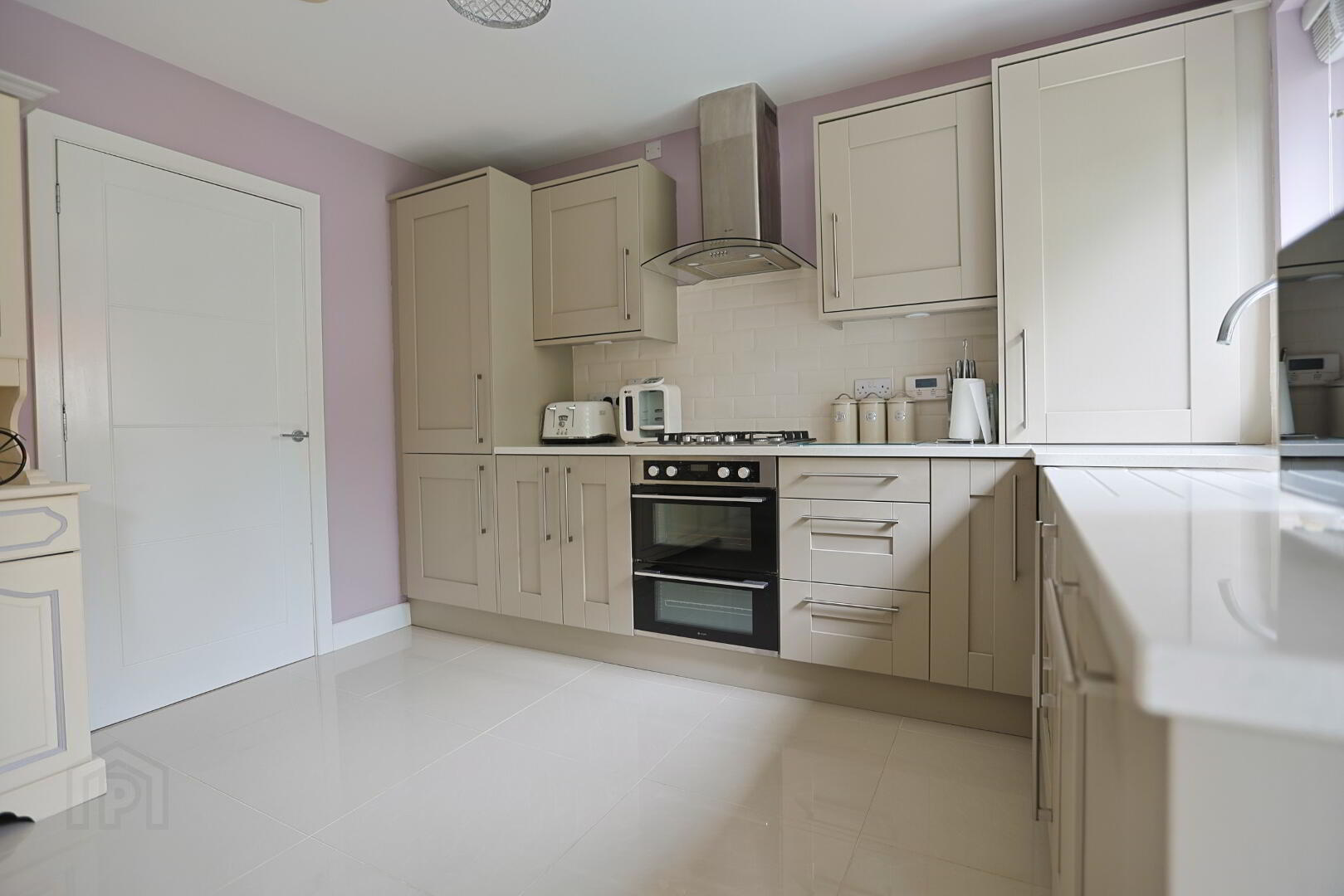 35 Parsons Gate 24 of 50