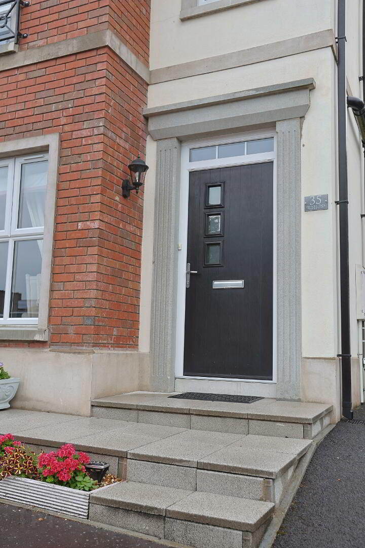 35 Parsons Gate 3 of 50