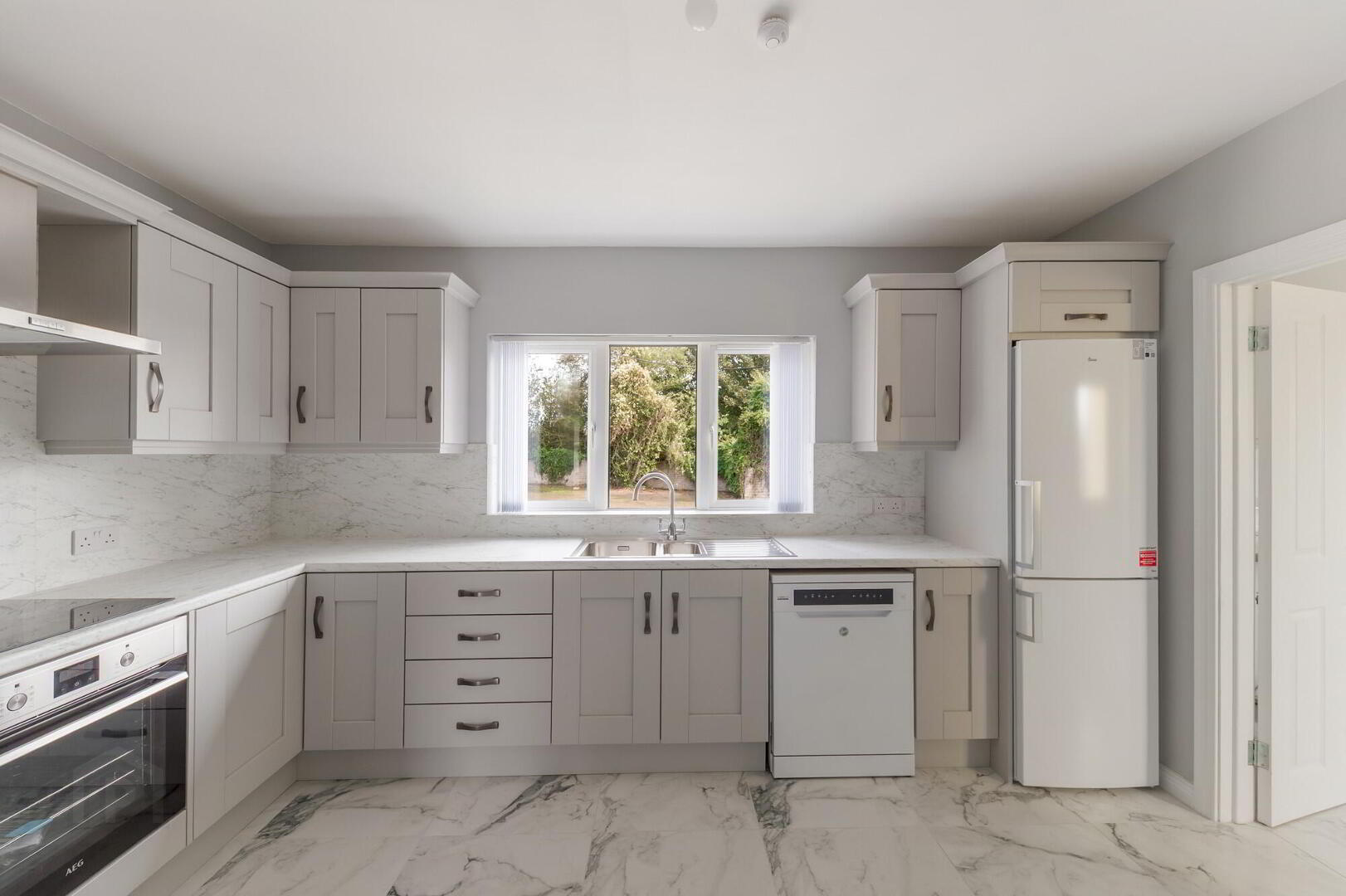 99 Ballygelagh Road 10 of 26