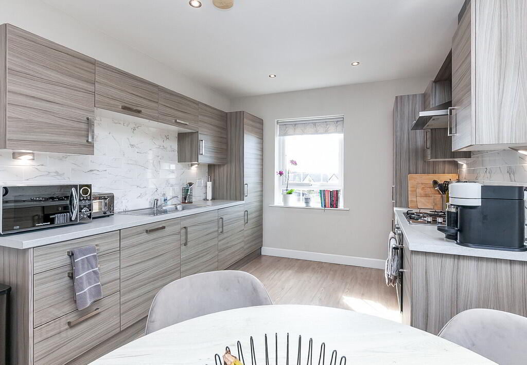 Apartment 3 39 Ayrshire Meadows 13 of 22