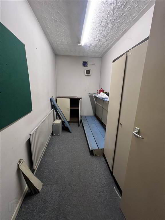 Unit 9, DC Enterprise Centre 9 of 21