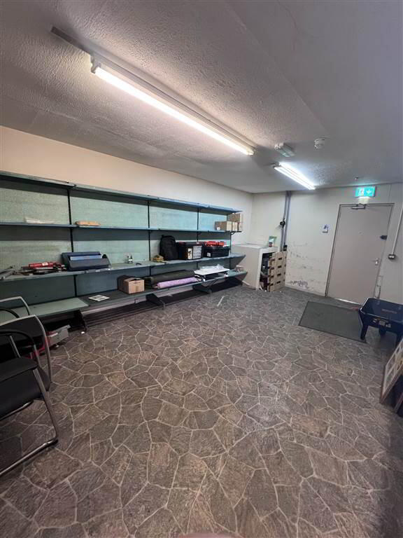 Unit 9, DC Enterprise Centre 6 of 21