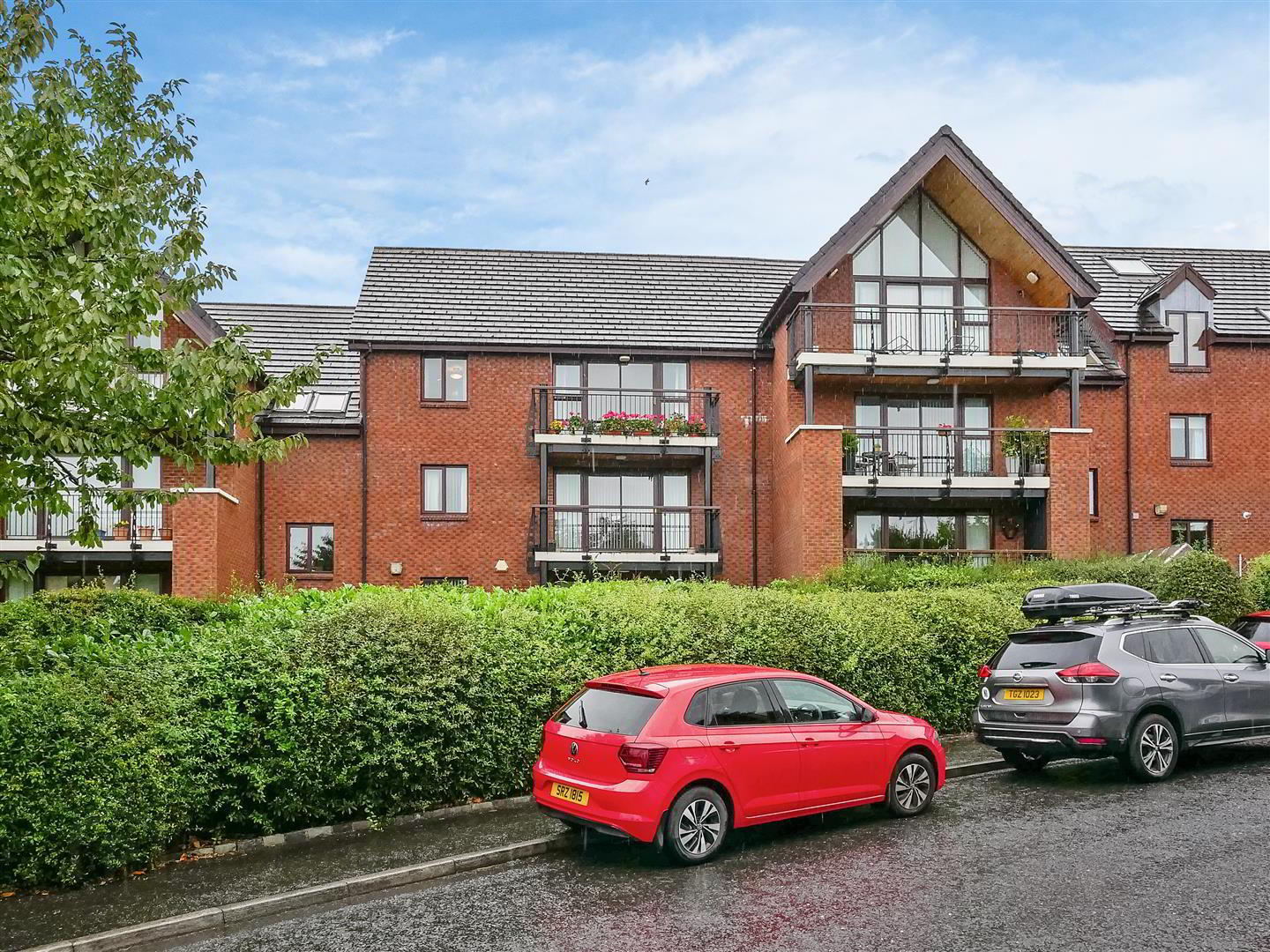 Apt 6, Dunbrae 1 of 21