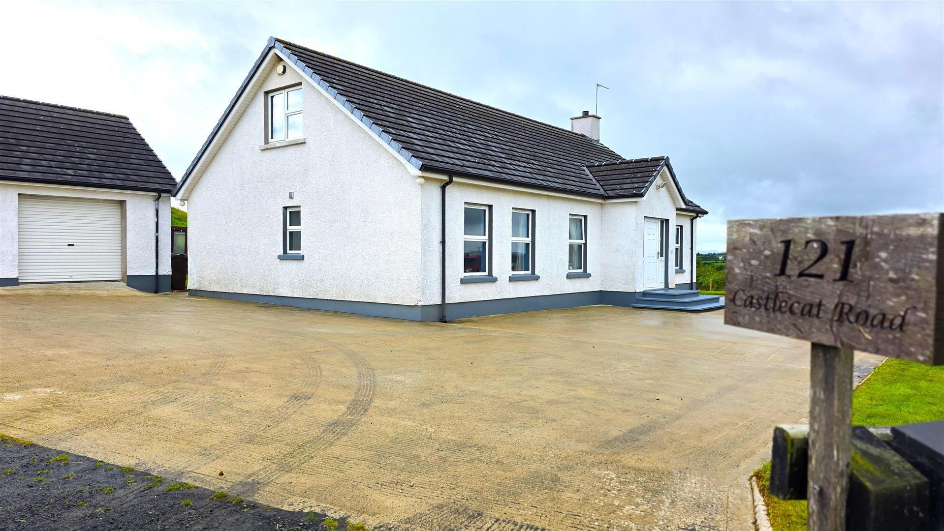 121 Castlecat Road 3 of 47