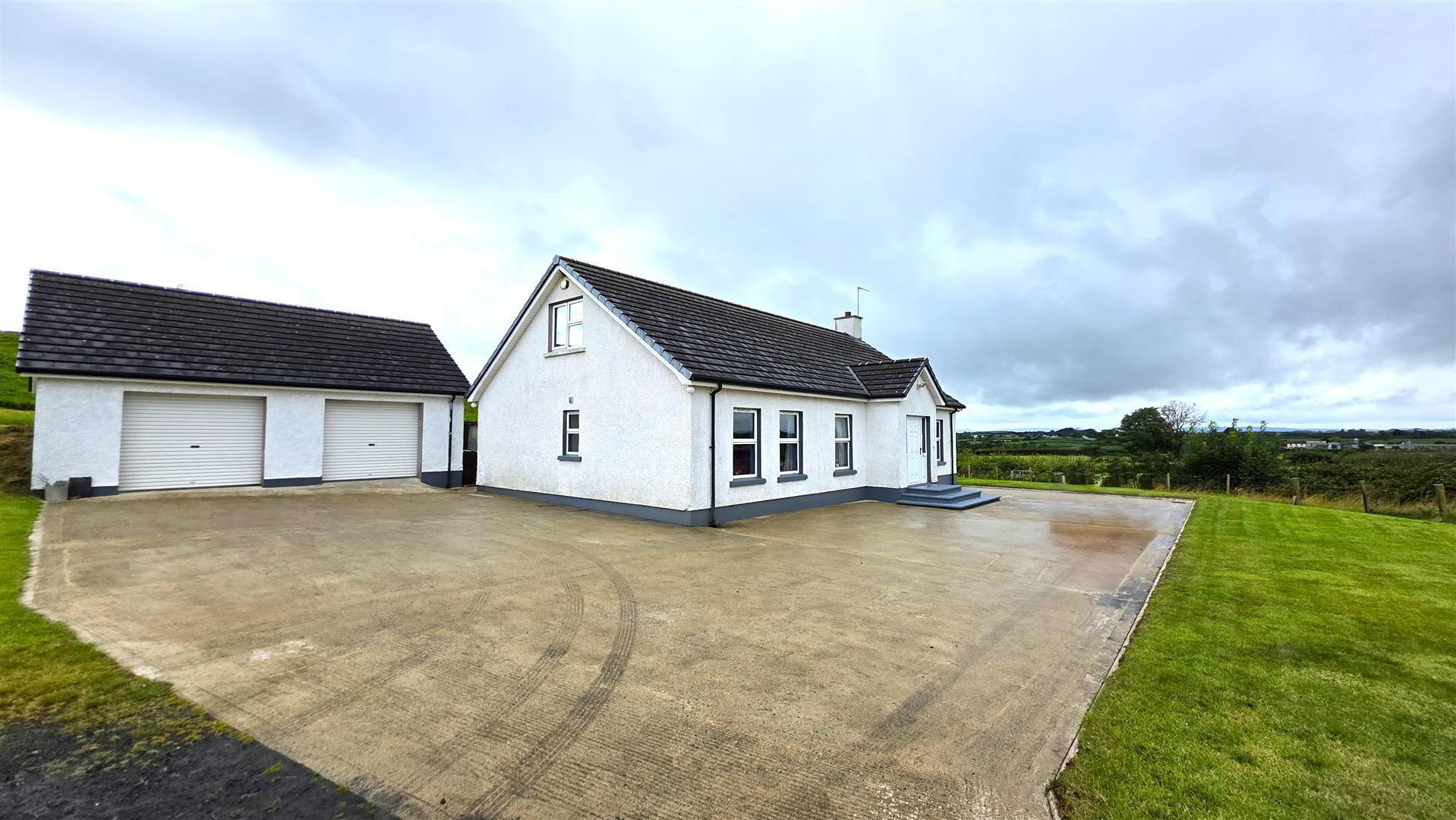 121 Castlecat Road 4 of 47
