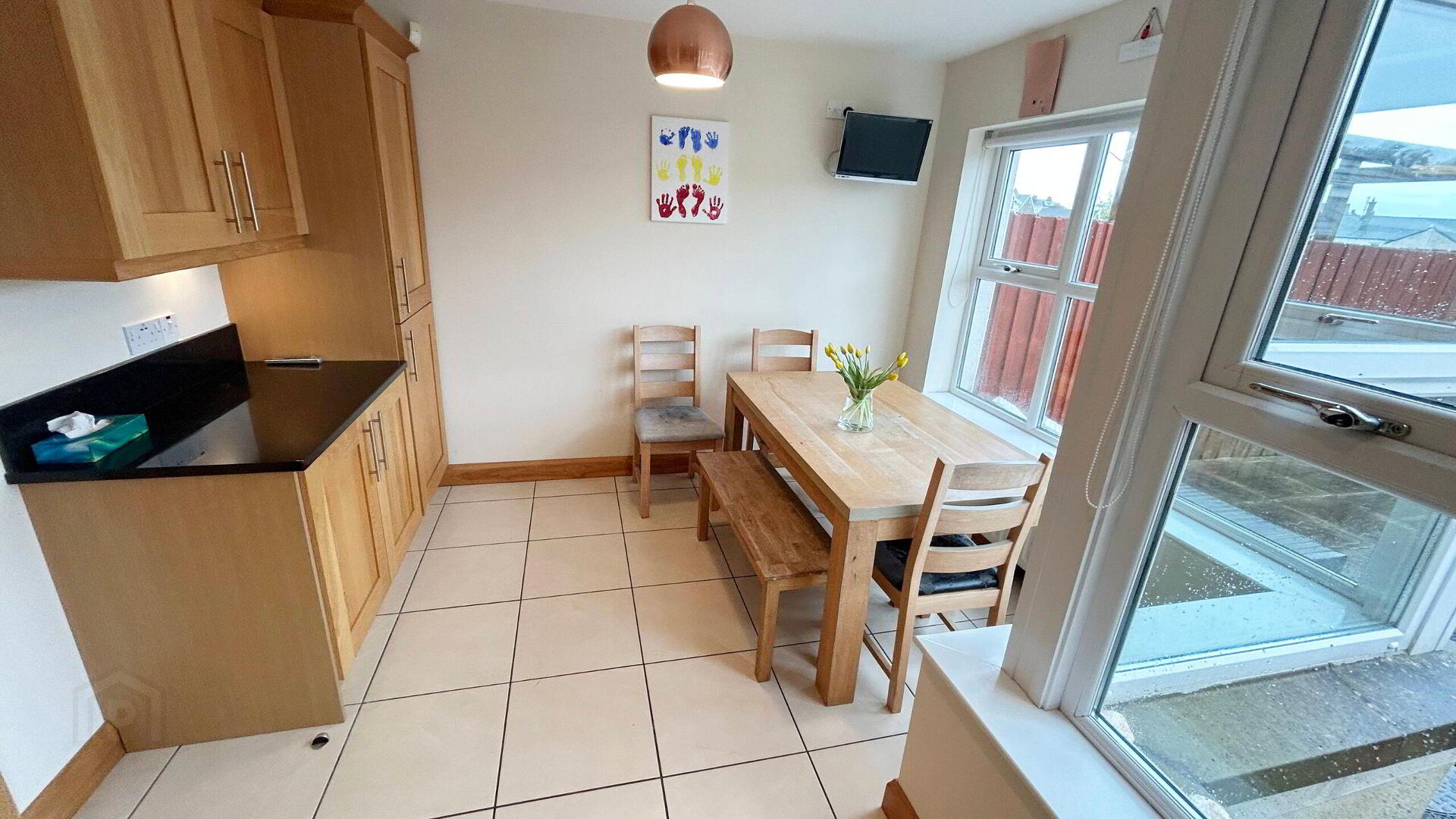32 Castle Walk Mews 7 of 14
