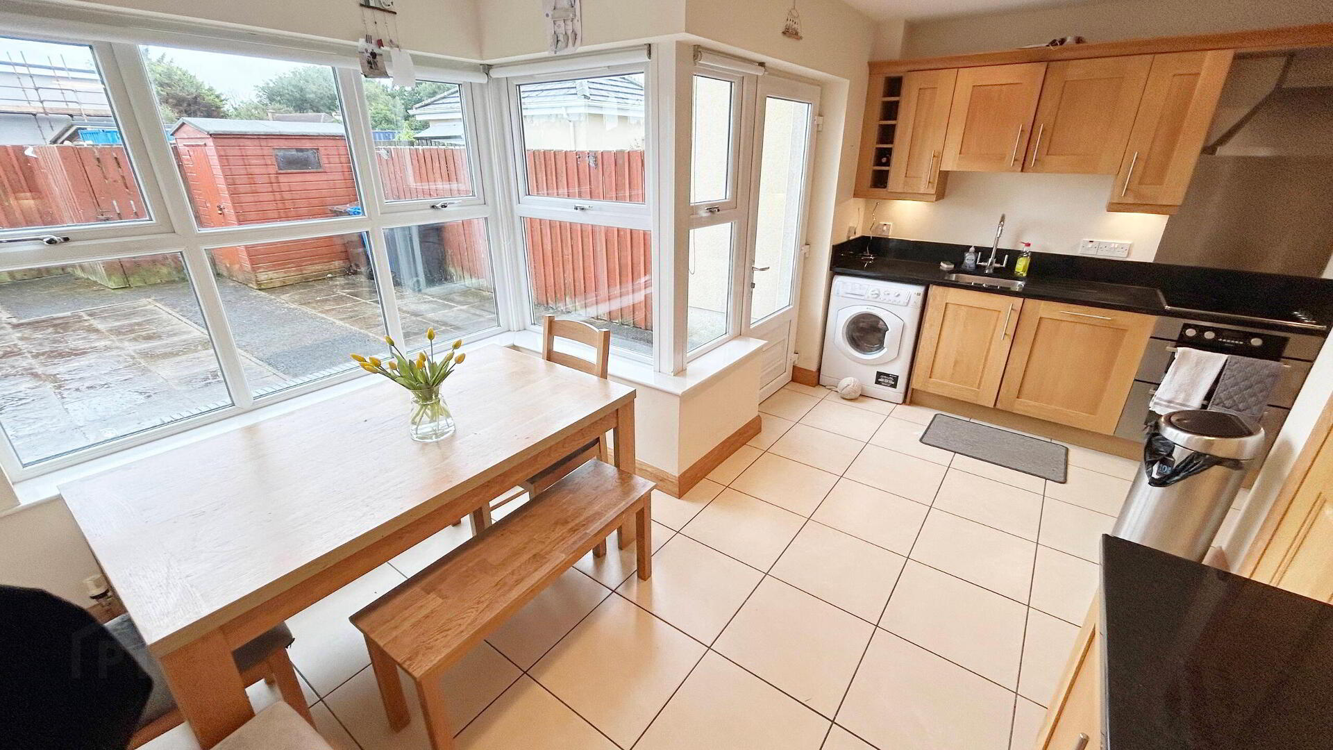 32 Castle Walk Mews 4 of 14