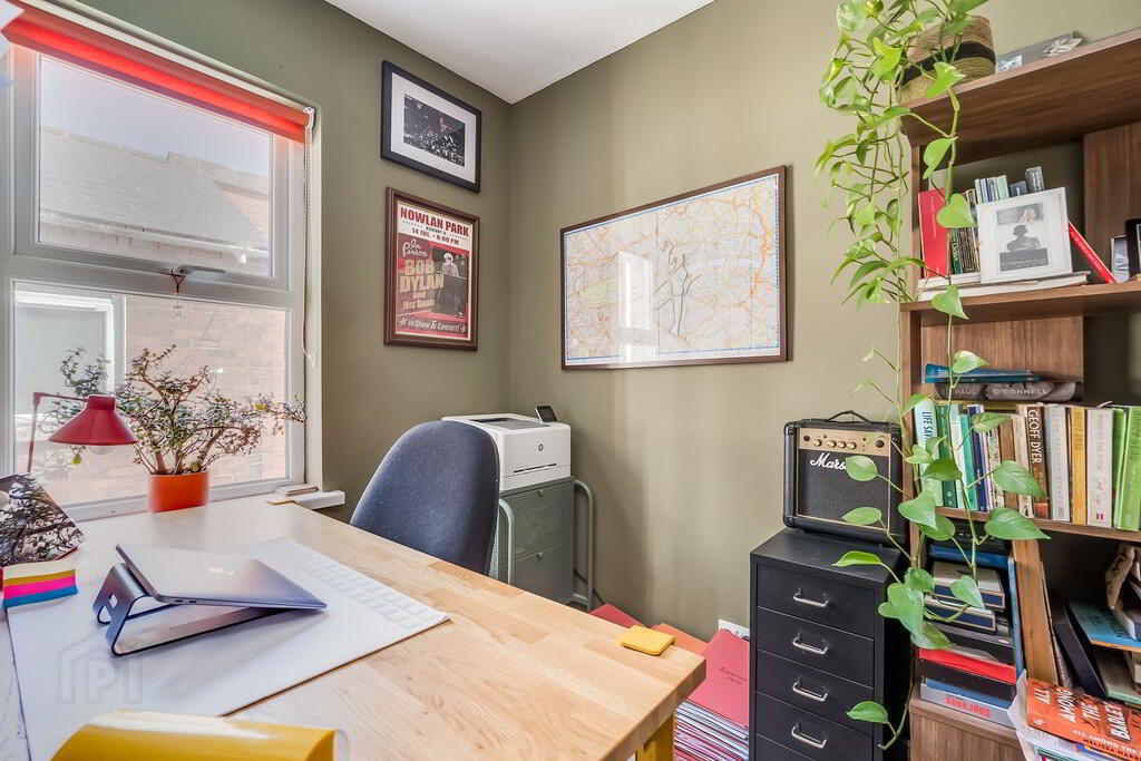 28 Deramore Avenue 10 of 15