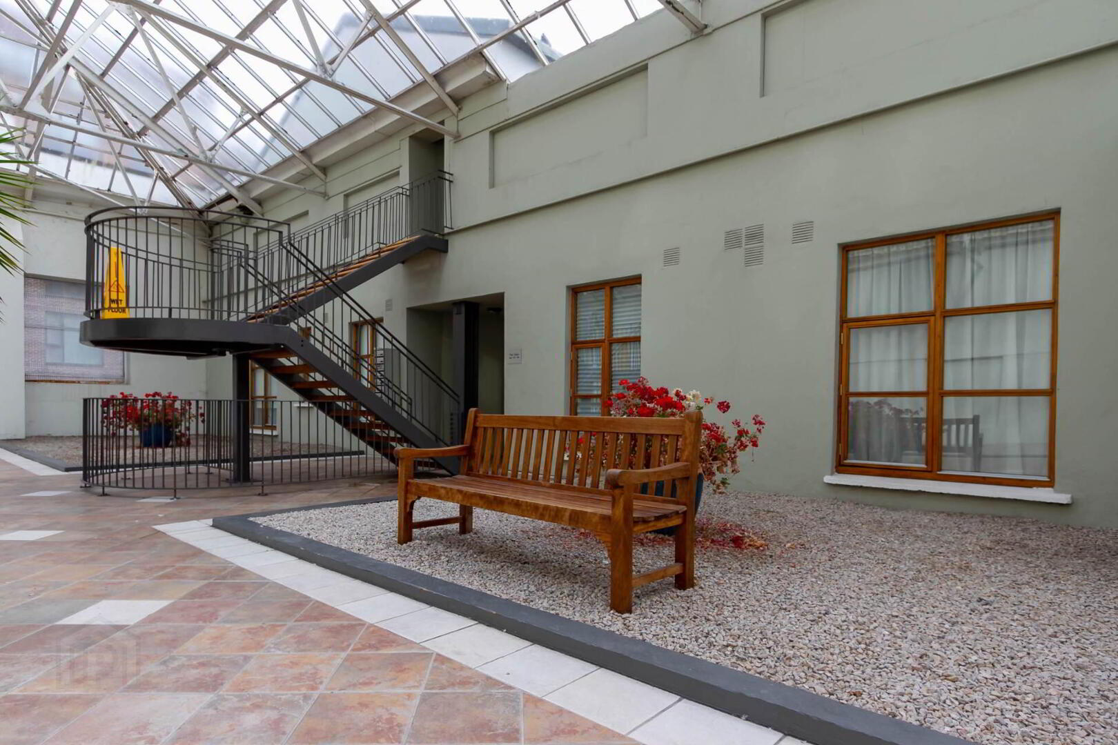 property description image