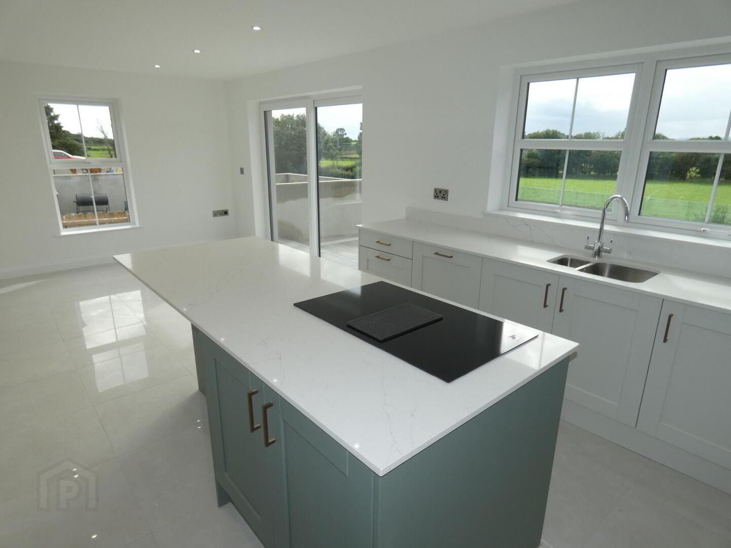 241a Finvoy Road 14 of 36