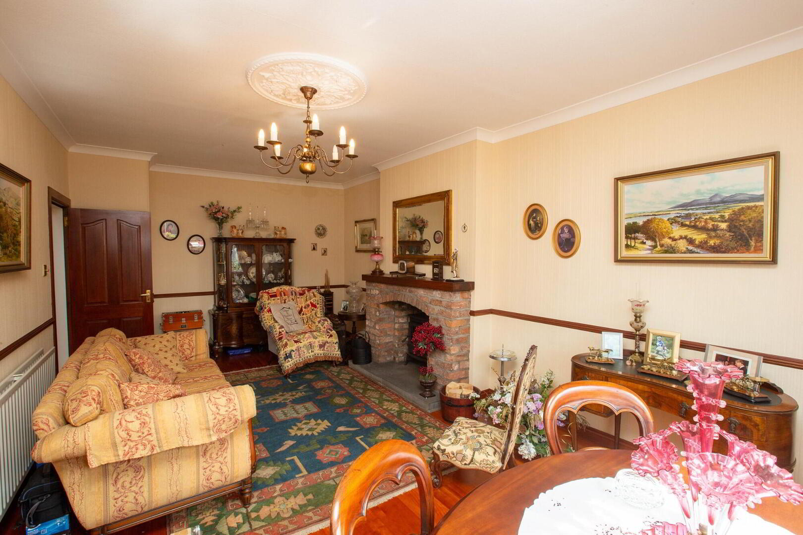 11 Bryansford Gardens 11 of 36
