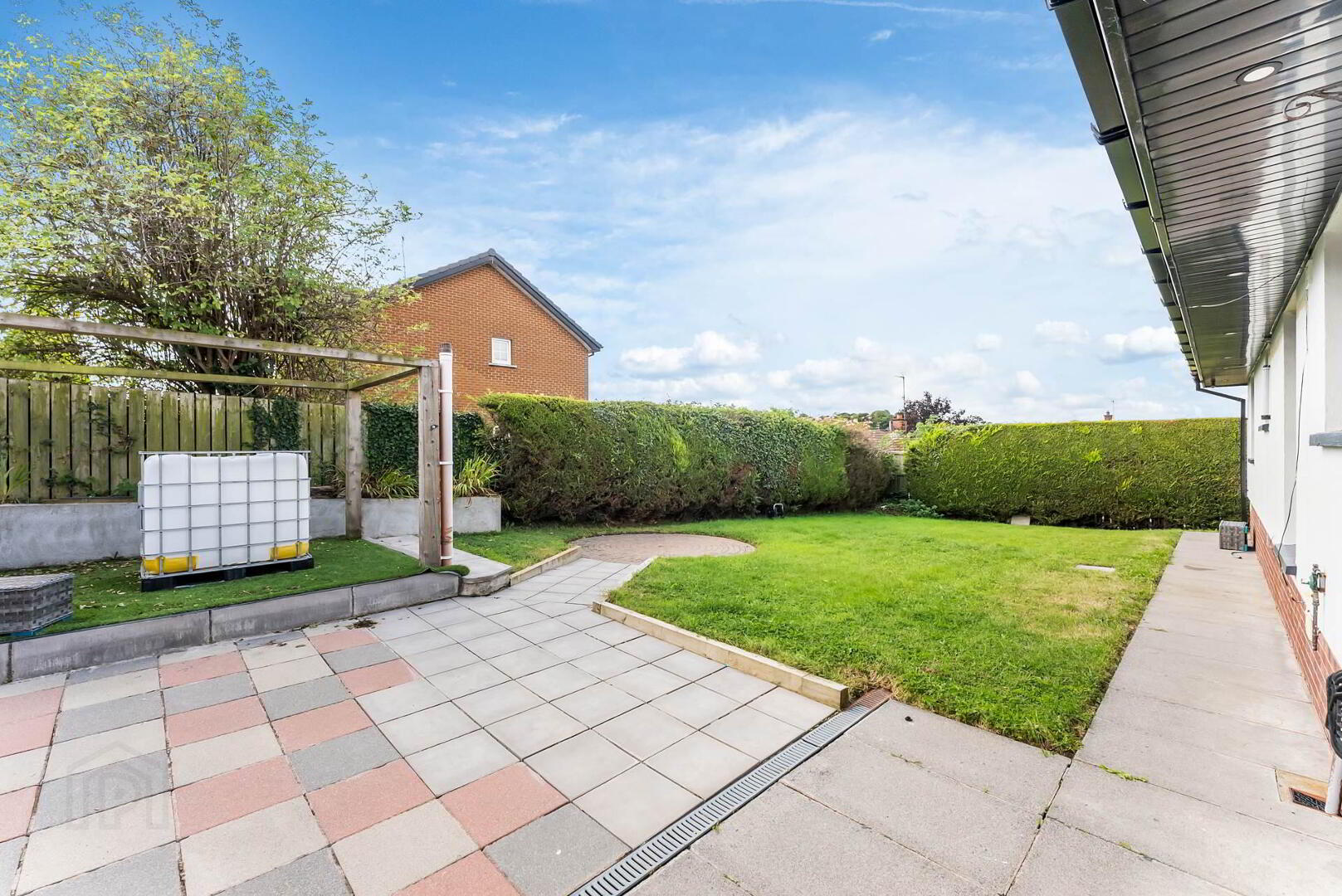 10 Ashgrove Close 19 of 20