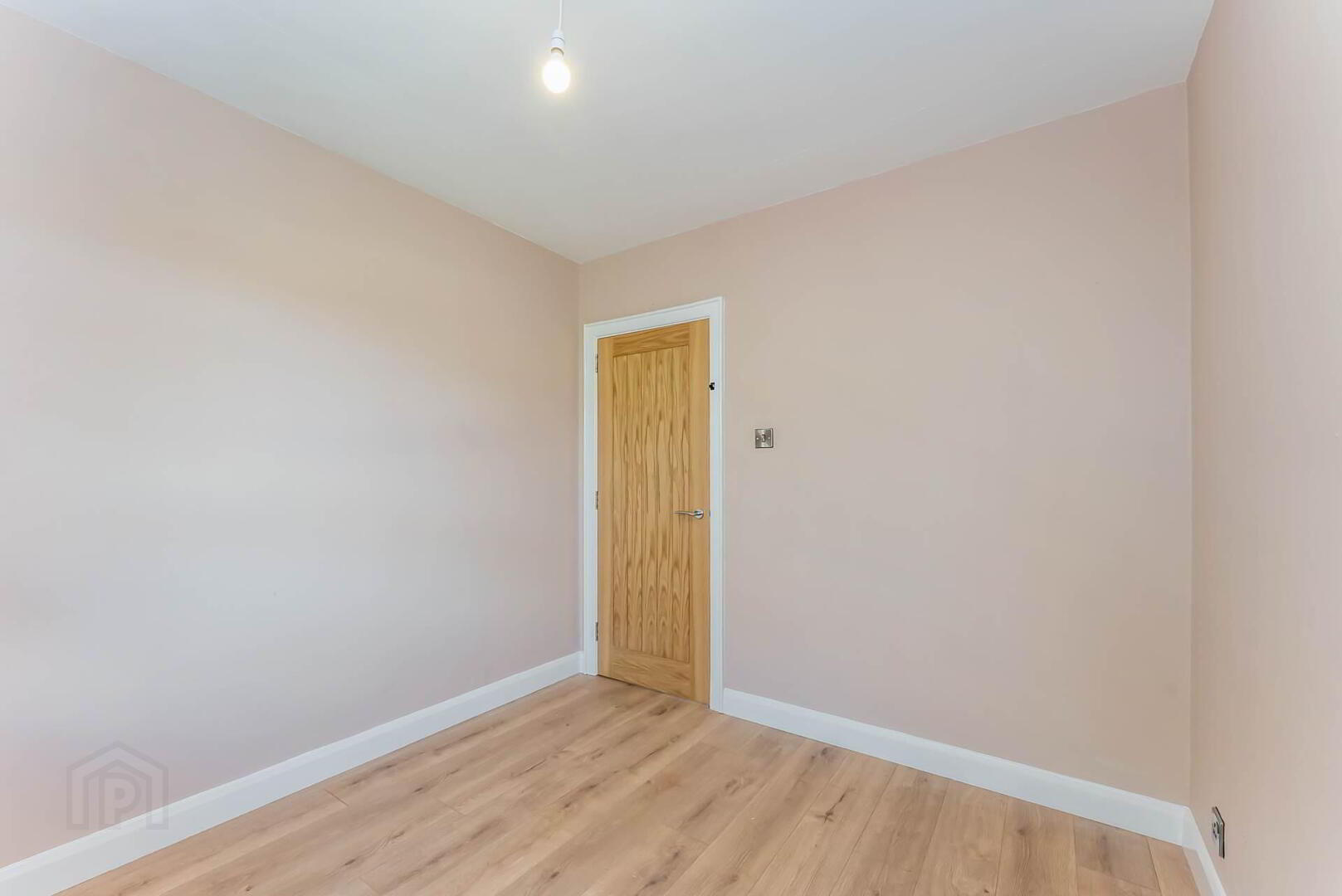 10 Ashgrove Close 18 of 20